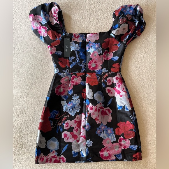 NWT Lulus So Stunning Jacquard Puff Sleeve Mini Dress S Black Multi Floral - Picture 12 of 16